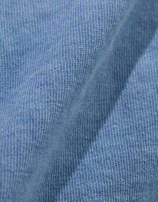 Vineyard Vines Garment-Dyed Surf Pocket Tee in Flag Blue