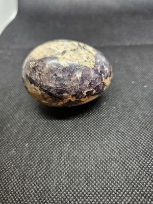 Charoite Edelsteen egg