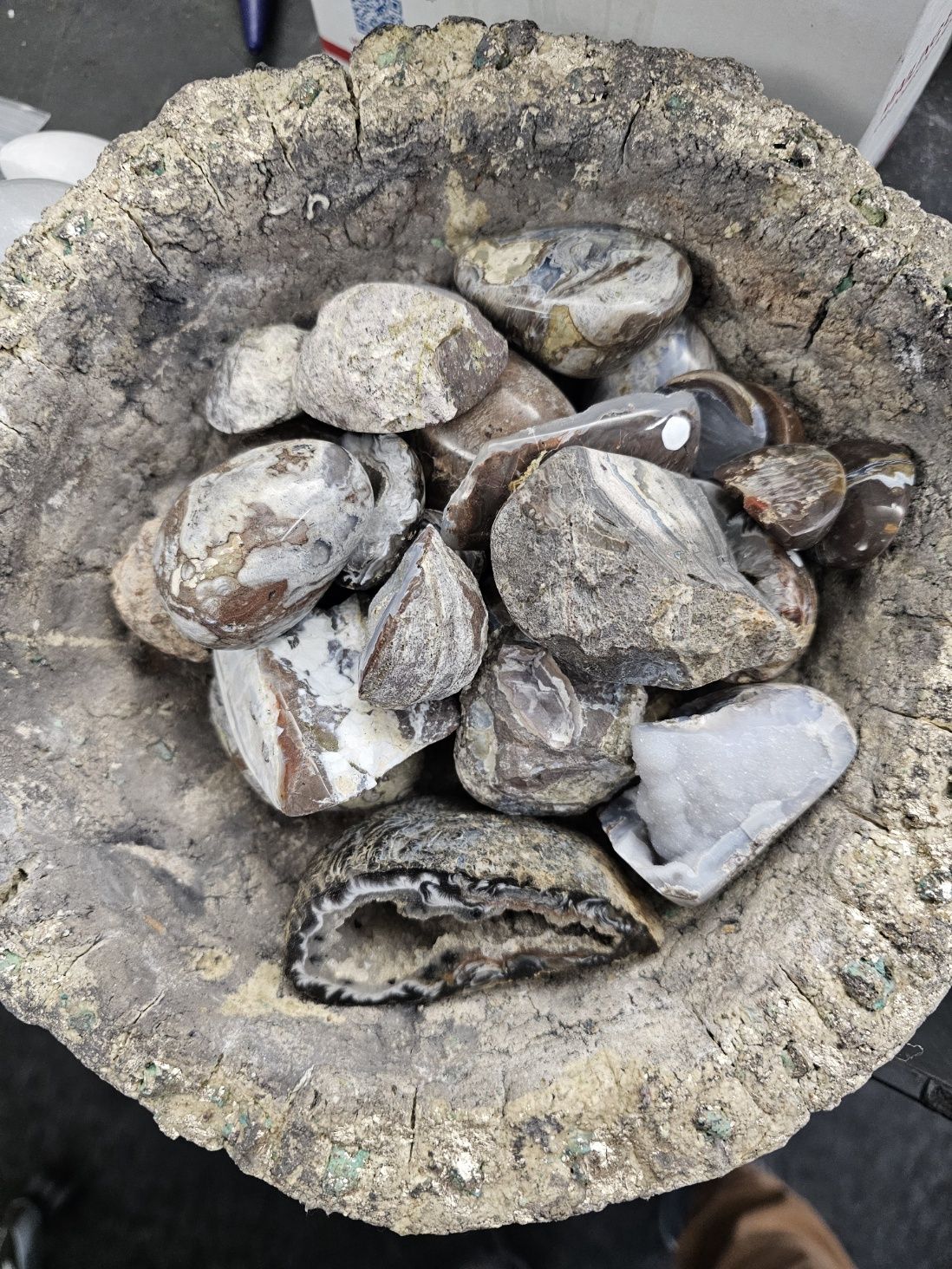 cut and polished geodes
