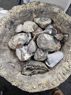 cut and polished geodes