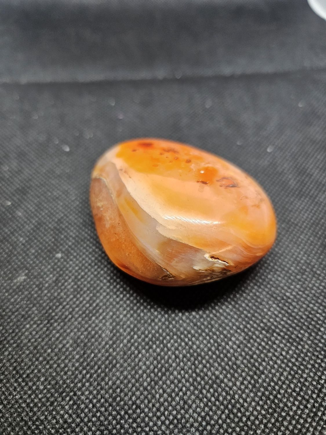 carnelian agate palm stone