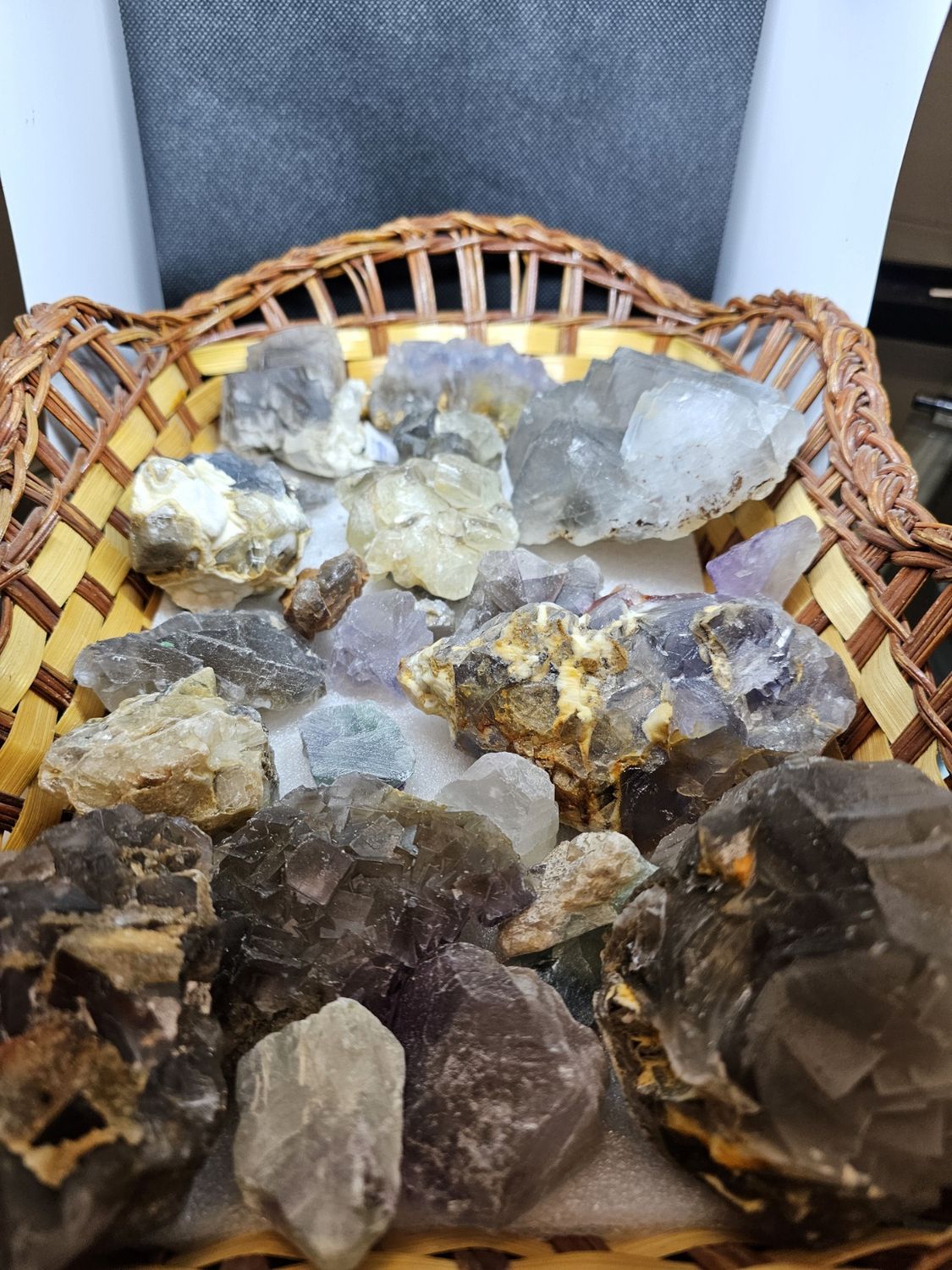 bulk fluorite $0.18 per gram