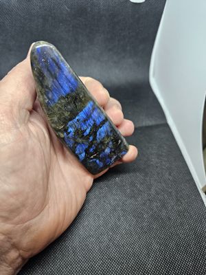 Labradorite free form polished 343g