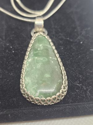 Verisite pendant