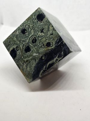 kambaba jasper cube
