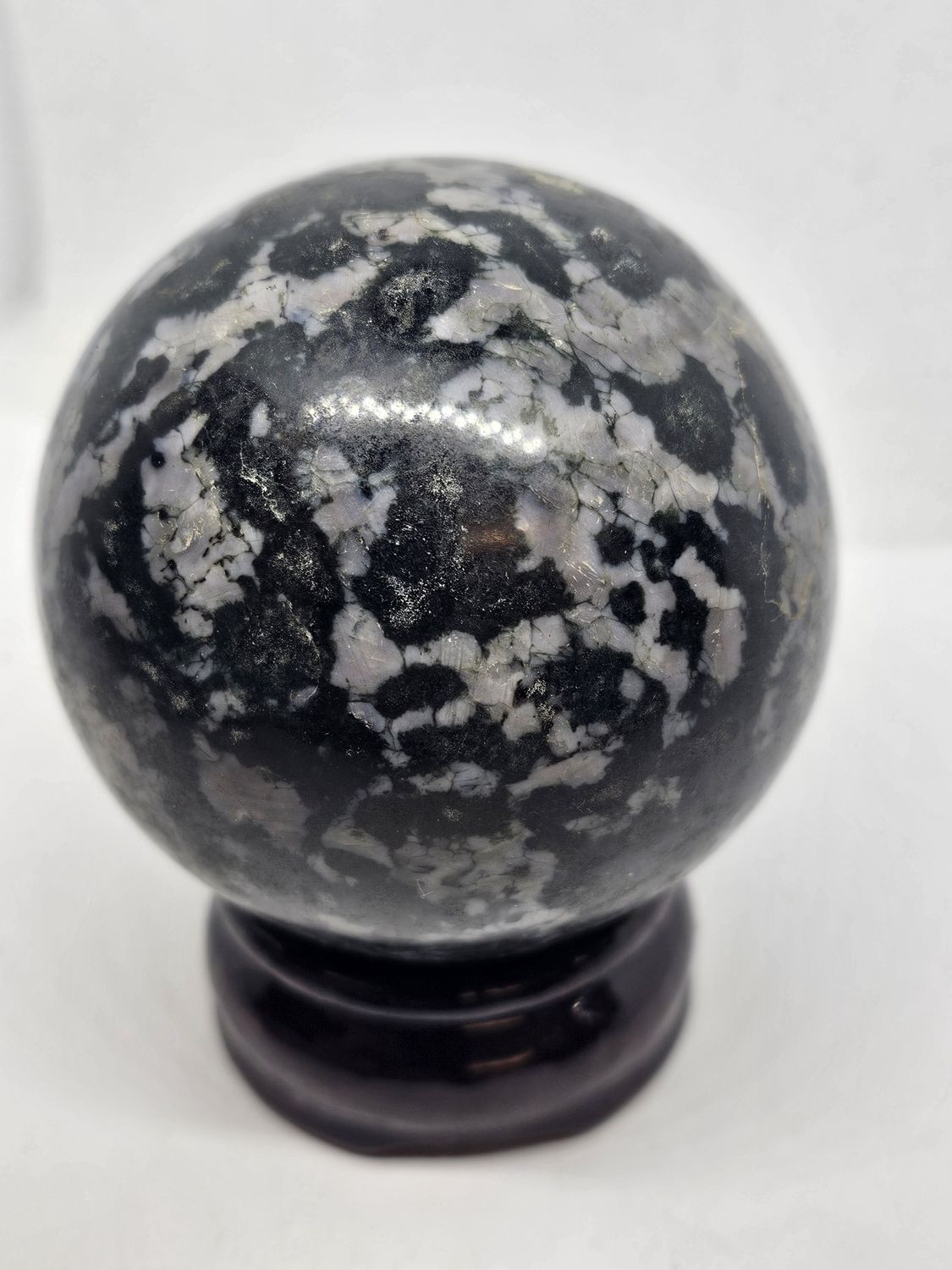 gabbro jasper sphere