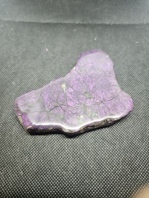 Metallic Purpurite polished 165g
