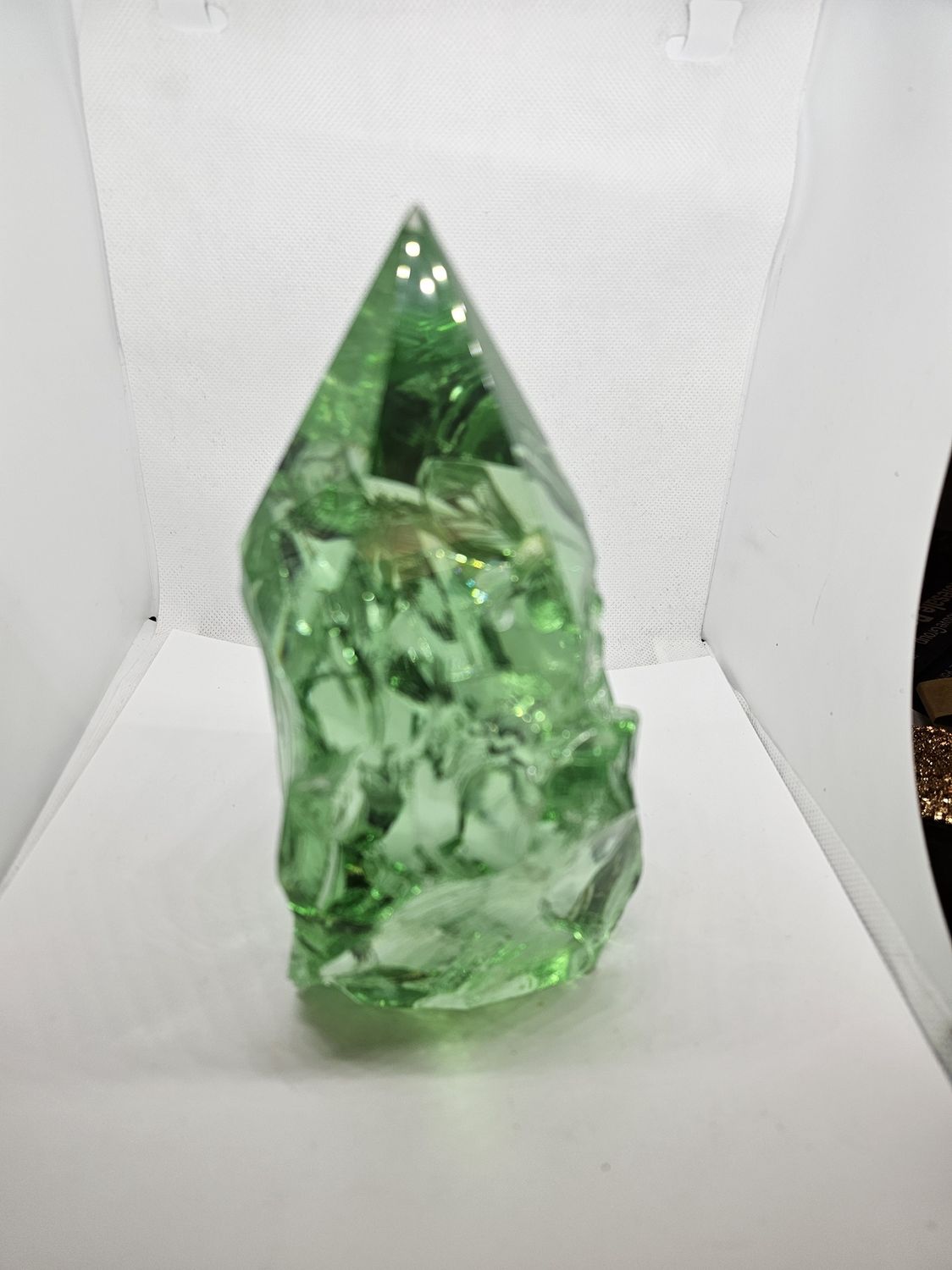 volcano ash glass point green