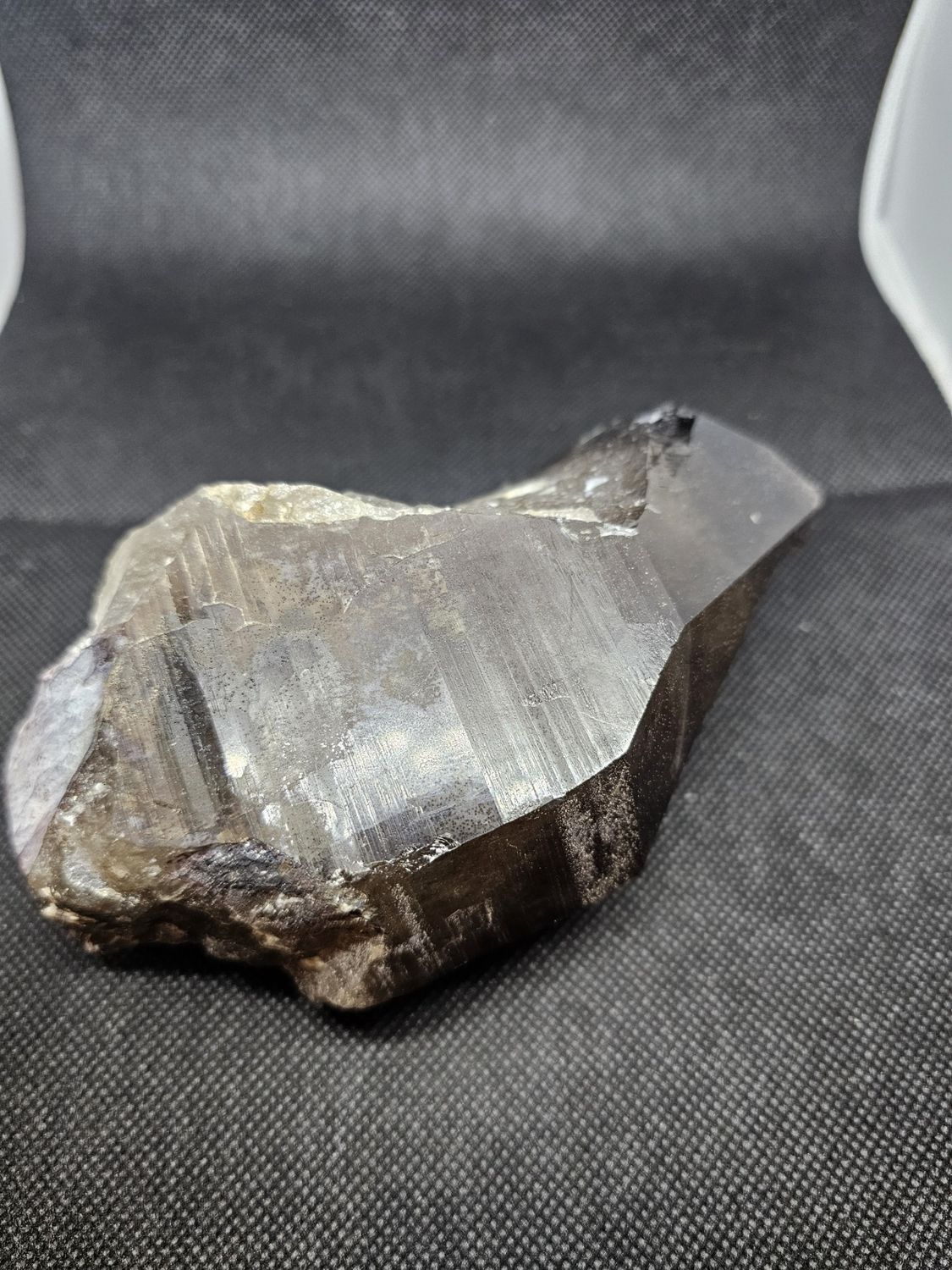 large smokey crystal 761g