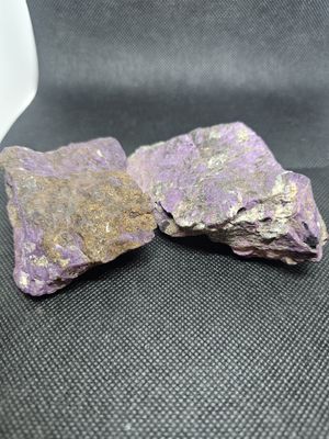 metalic purpurite