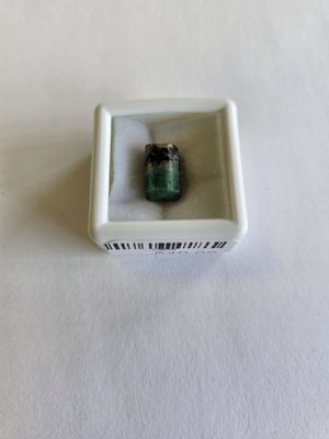 5.75ct Natural Barrel Emerald