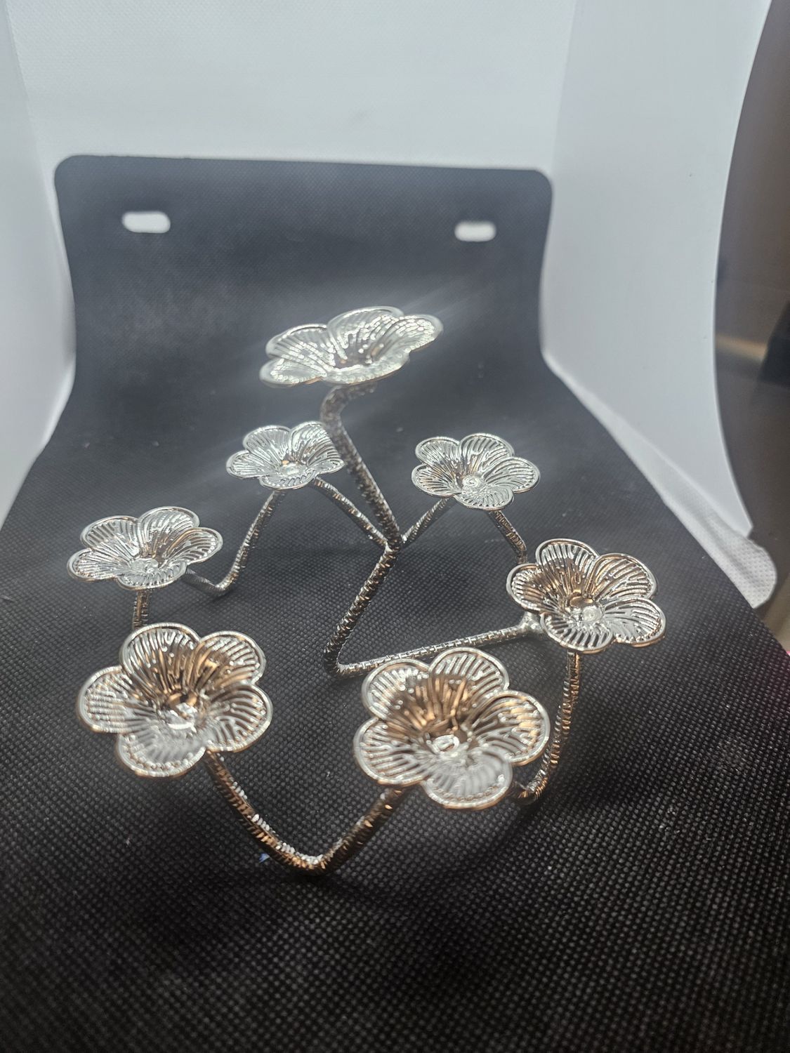 rose silver color stand