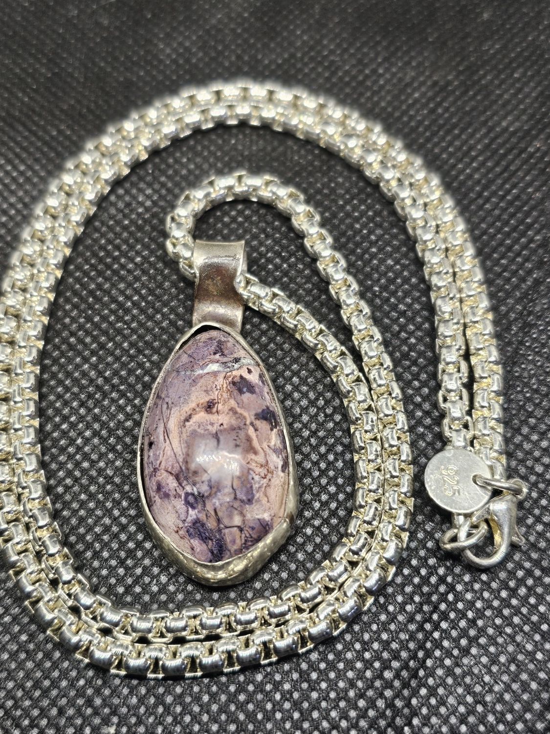 Tiffany stone pendant in silver