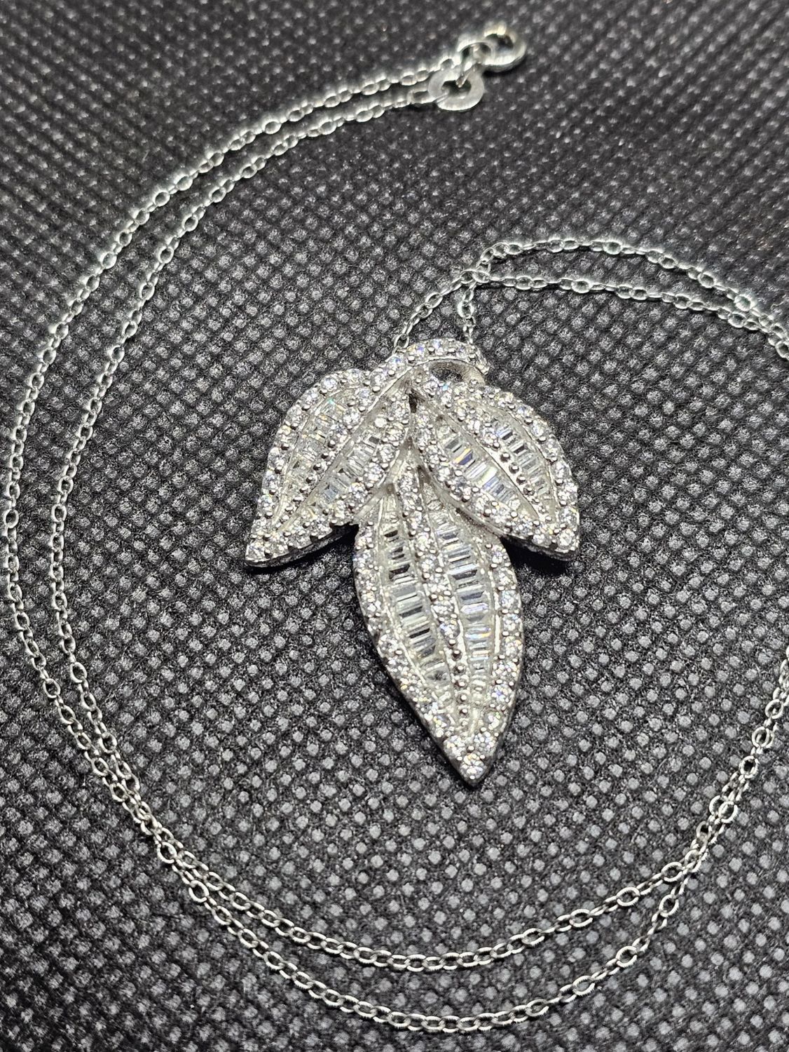 rhodium plated sterling silver leaf necklace