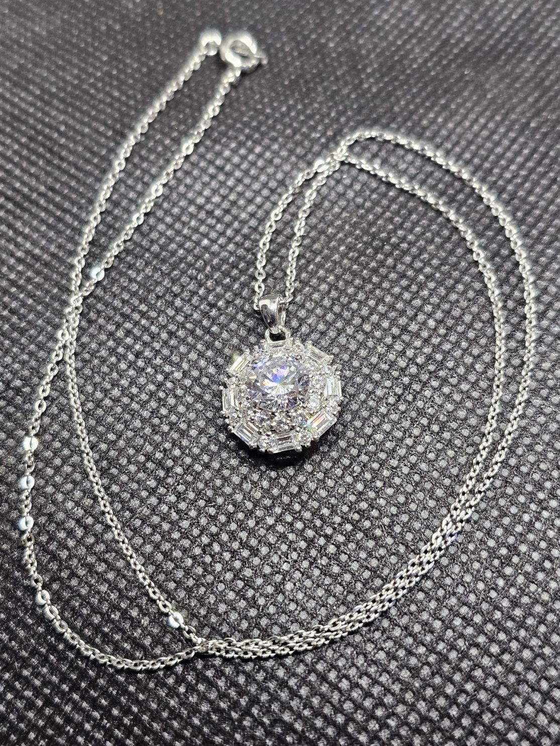 round baguette diamond simulant