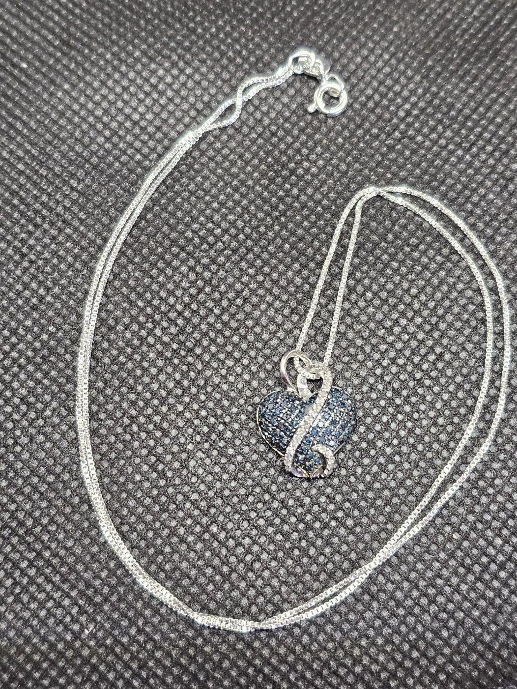 blue and white diamond small heart necklace