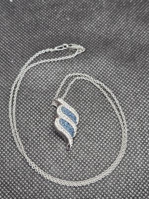 blue and white crystal wave necklace