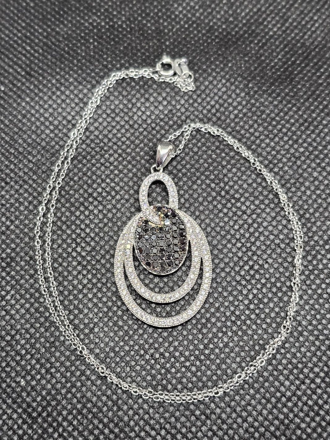 black and white diamond oval necklace 925