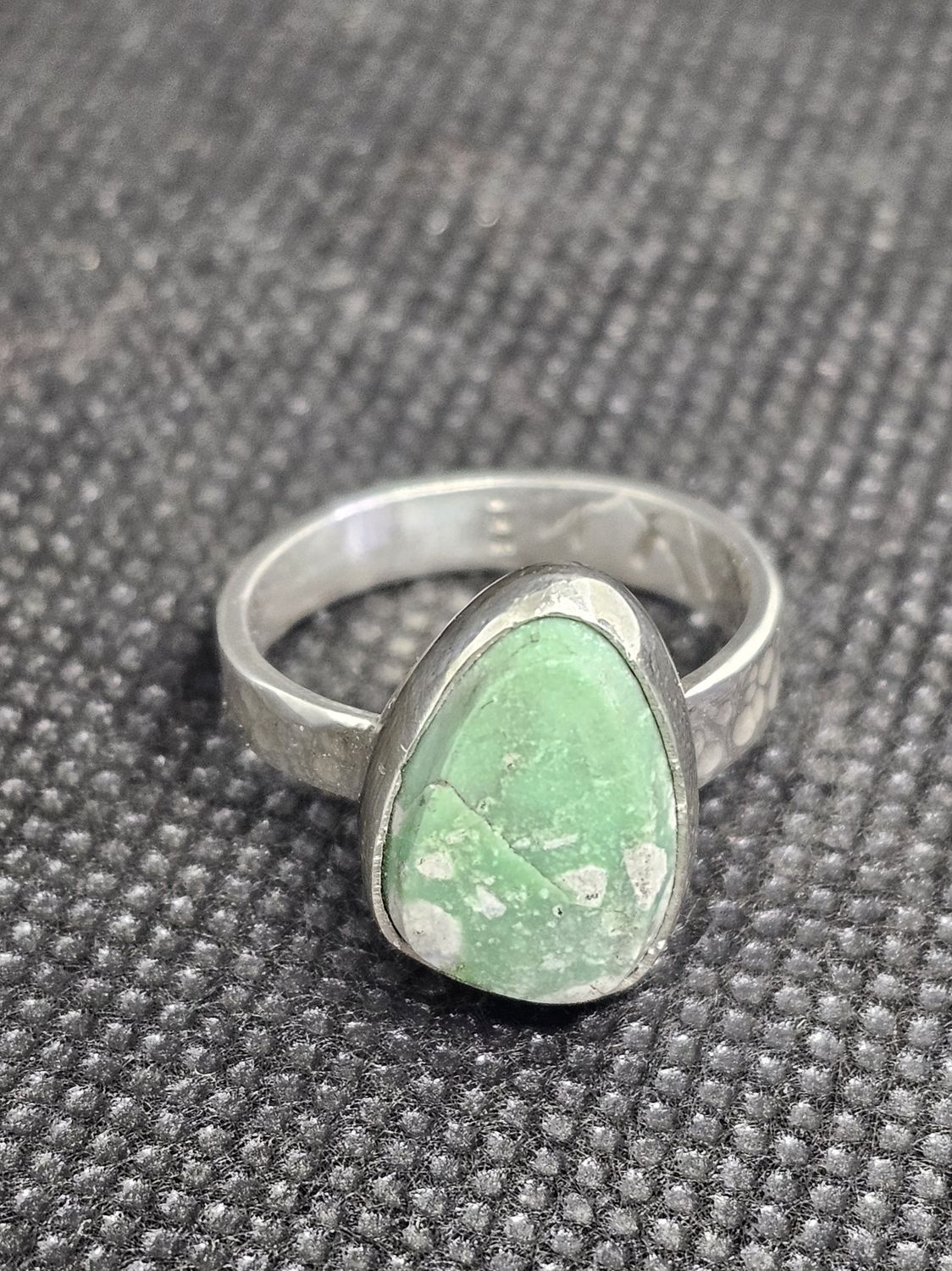 #4 silver variscite size 7