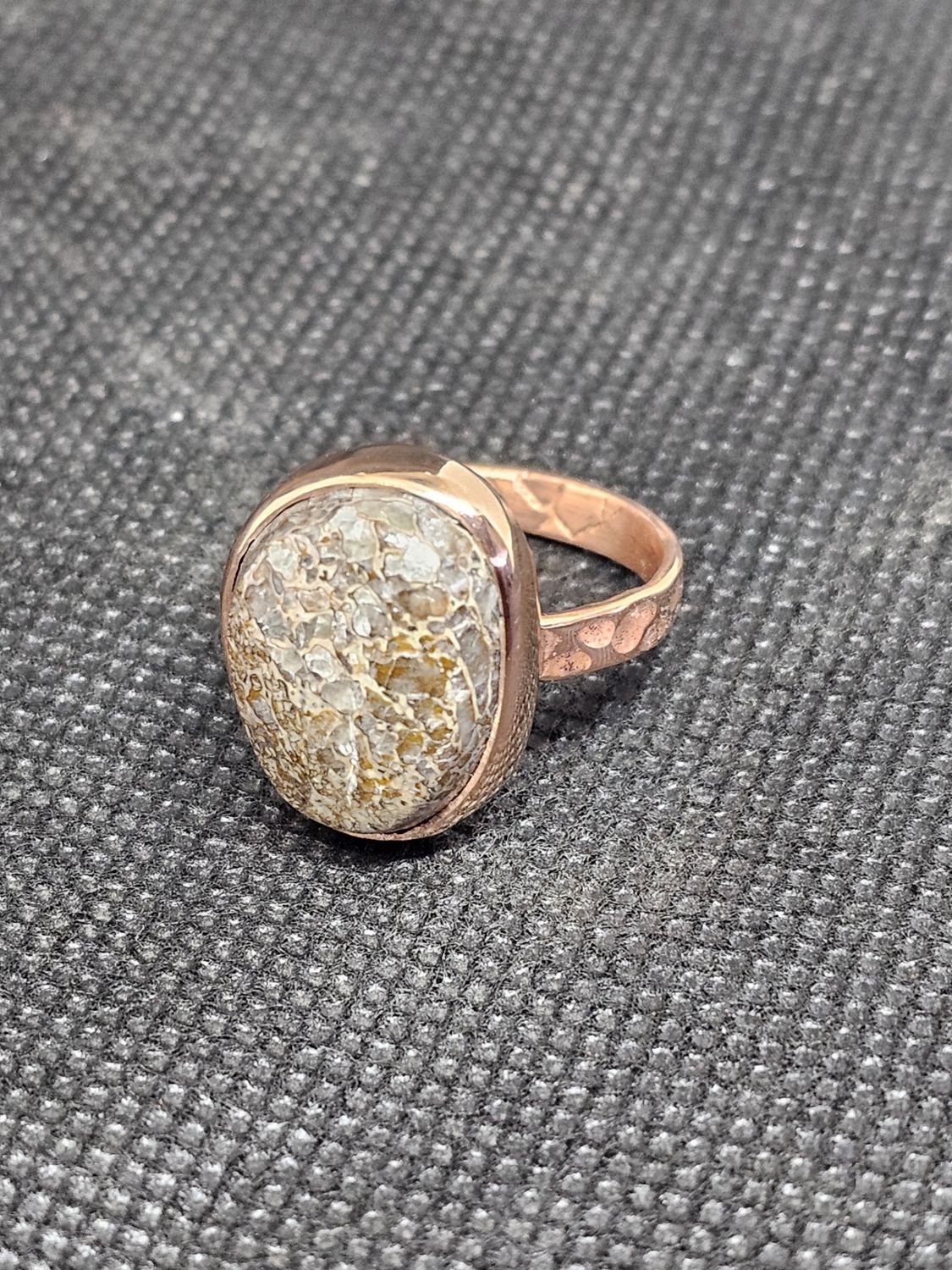 #19 copper dino bone size 8.5