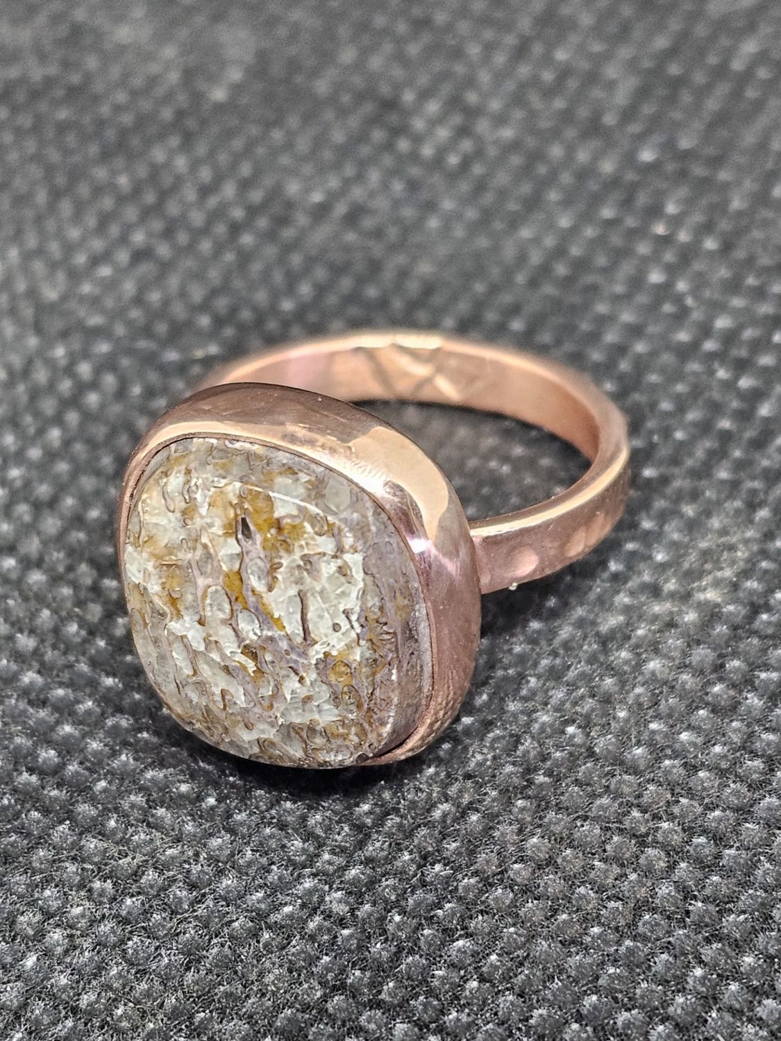 #22 copper dino bone size 8