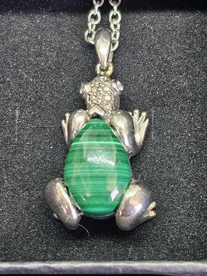 #5 925 frog malachite