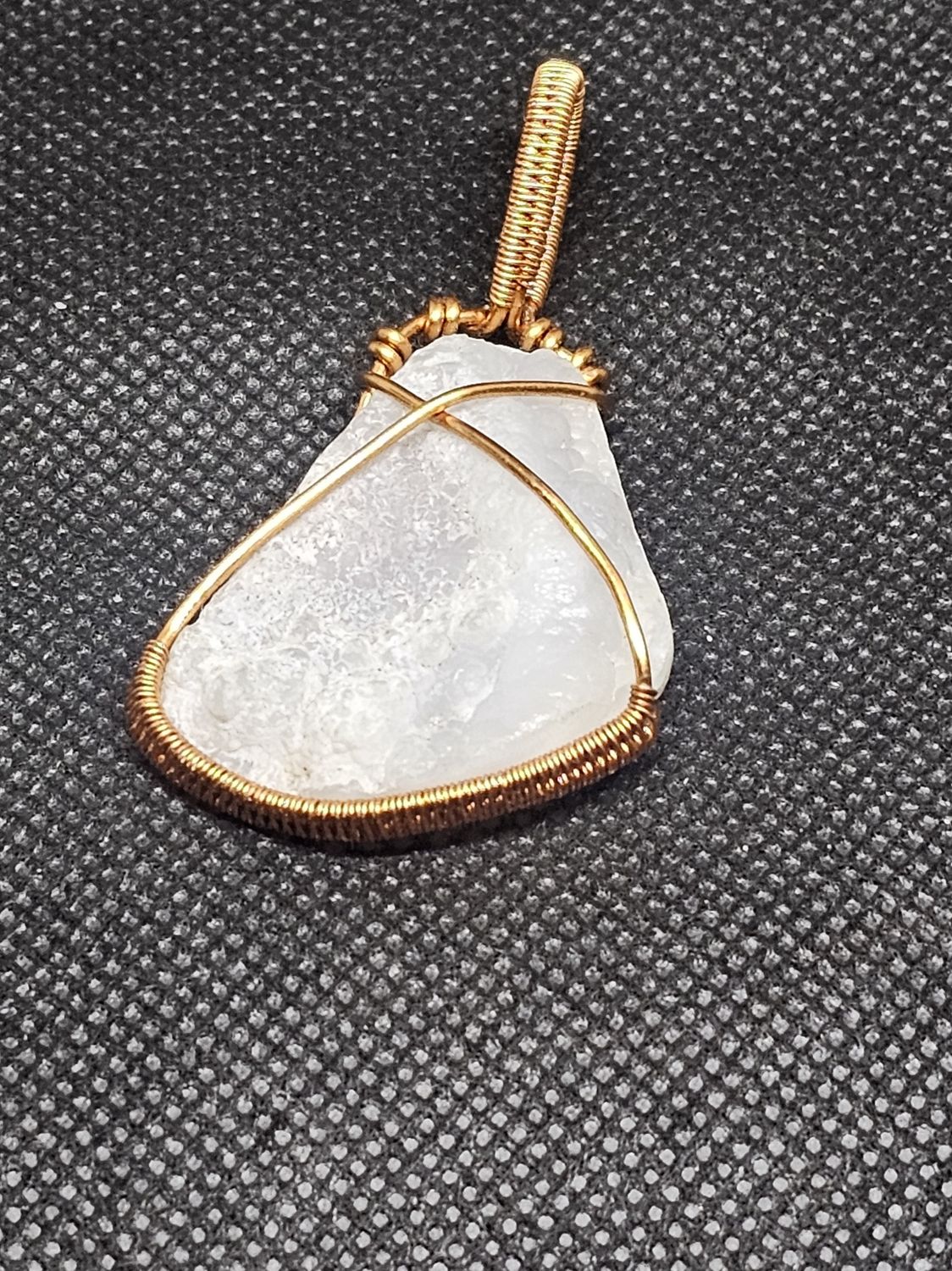 #26 live edge agate wire wrap