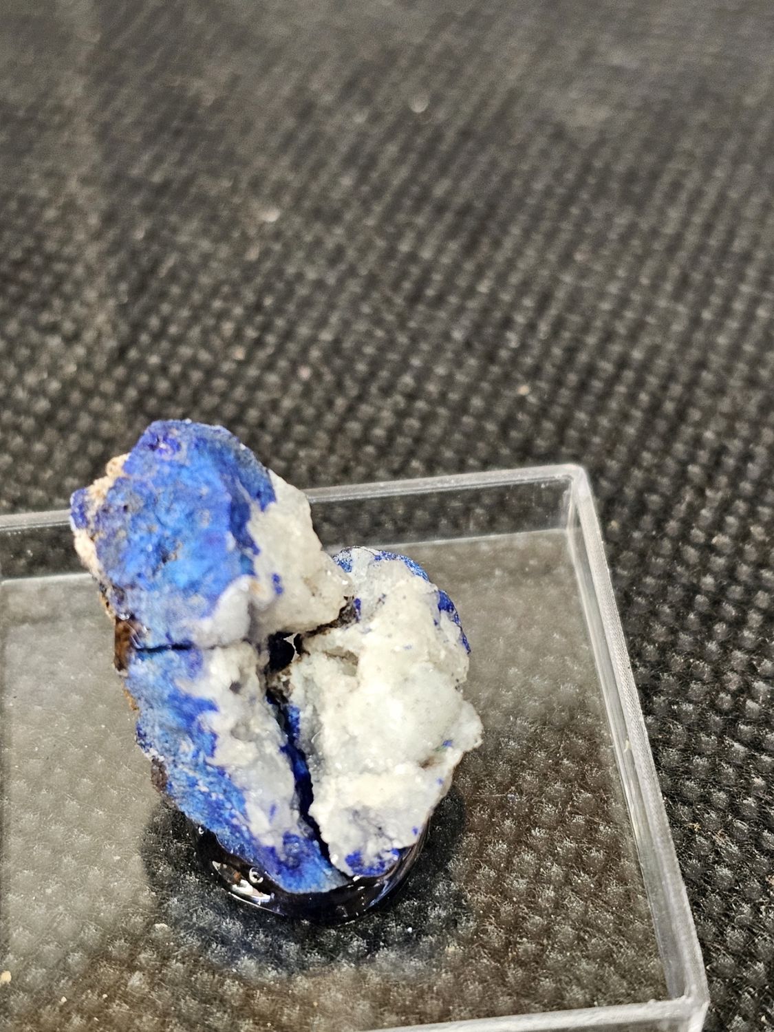 #39 azurite specimen