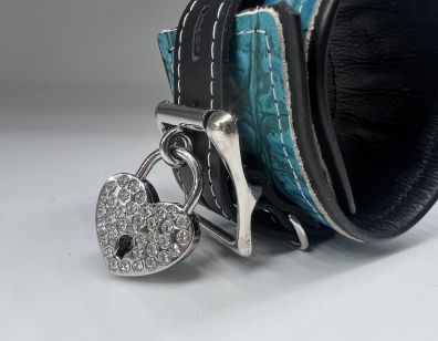 5511 Rhinestone Lock Heart O/S