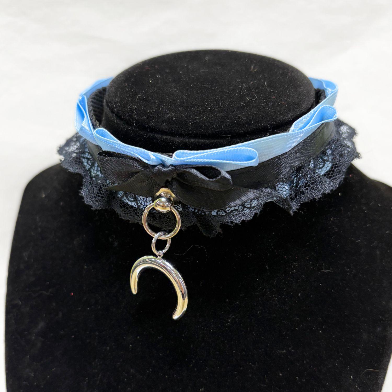 Light Blue Moon Choker
