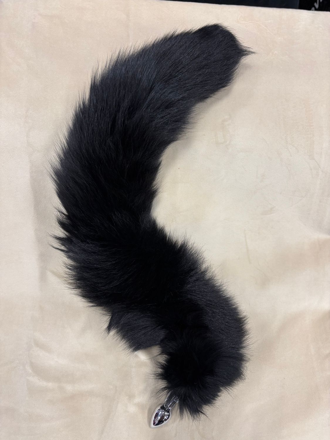 25&quot;-29&quot; Black Fox Tail