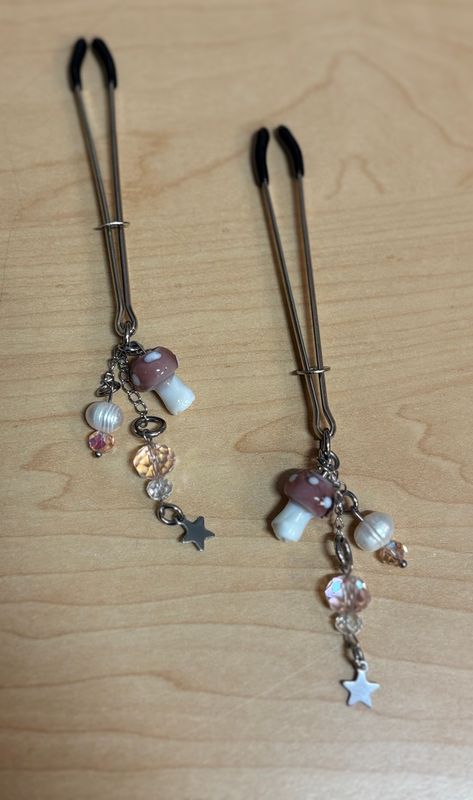 Tweezer Nip Clamp Pink Mushroom