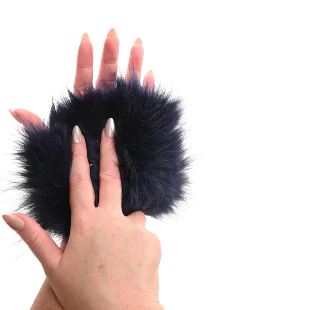 SP9701 Cougar Spiked Glove