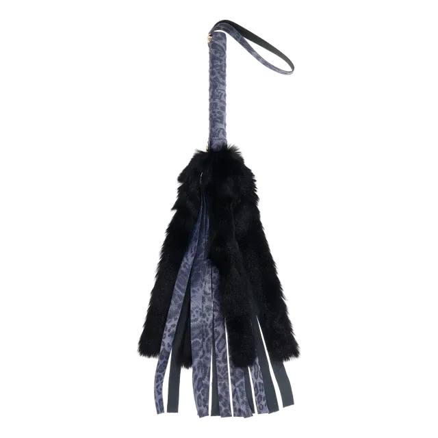 SP9787 Cougar Faux Fur Flogger
