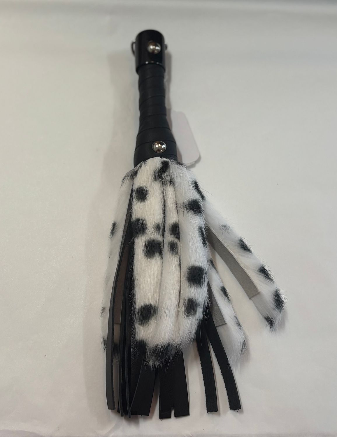 FL Rabbit Fur Flogger, Size: 12&quot;, Color: 254 Snow Leopard