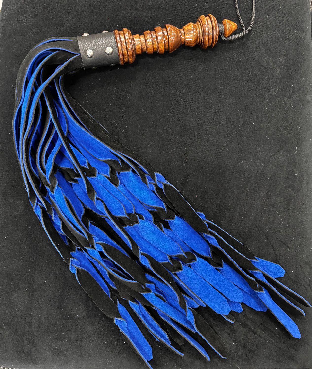 Suede Double Ply Flogger
