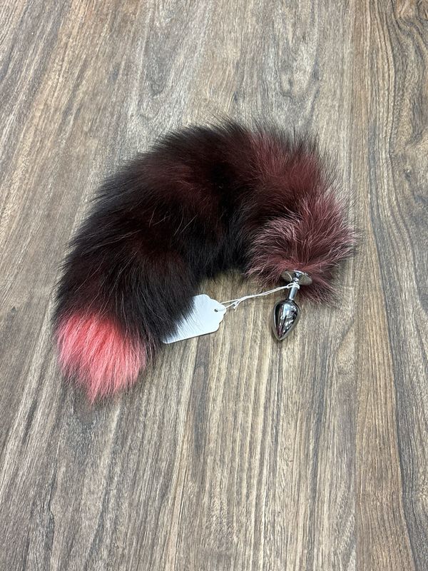 14-17&quot; Silver Fox Tail Dyed Pink