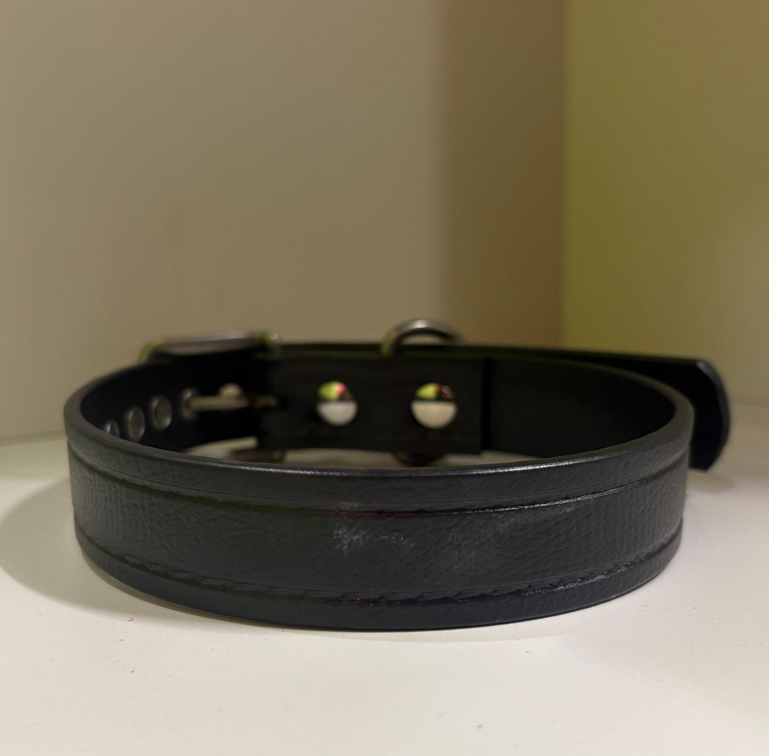 Collar, Color: Black