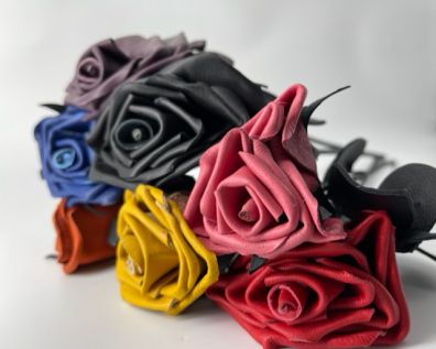 8289 Leather Rose
