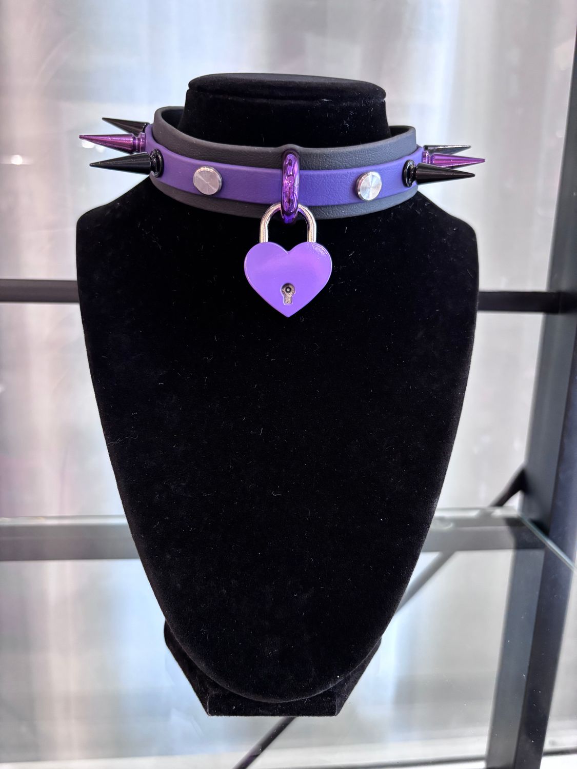 3/4in Bio Collar Purple/Black Heart