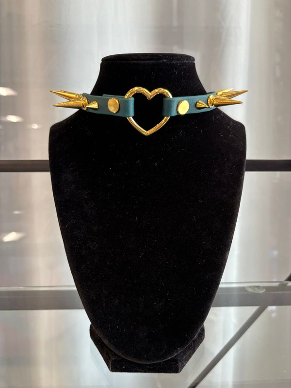 1/2in Bio Collar Green W/ Gold Spike