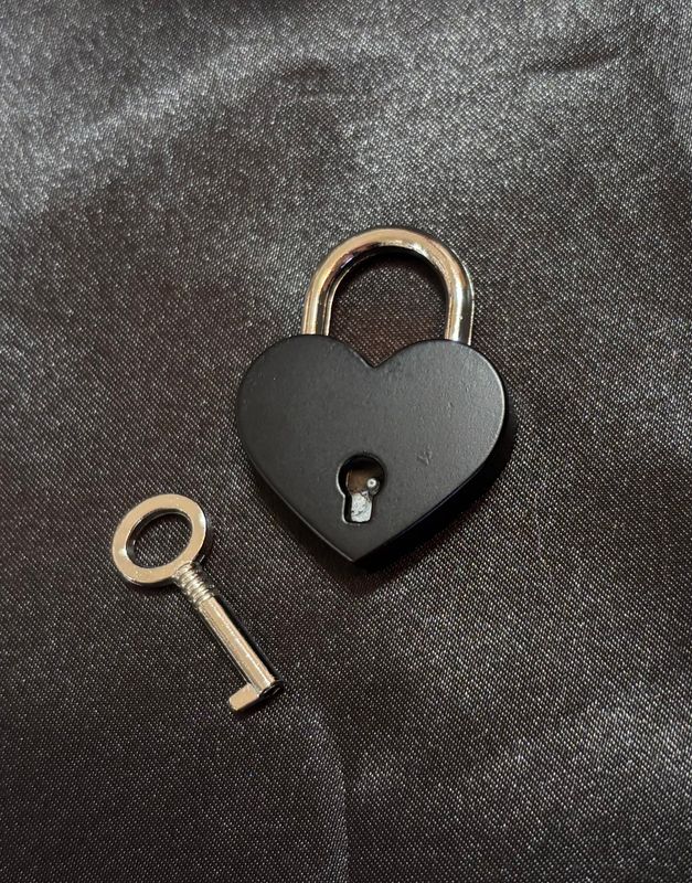 Black Heart Lock