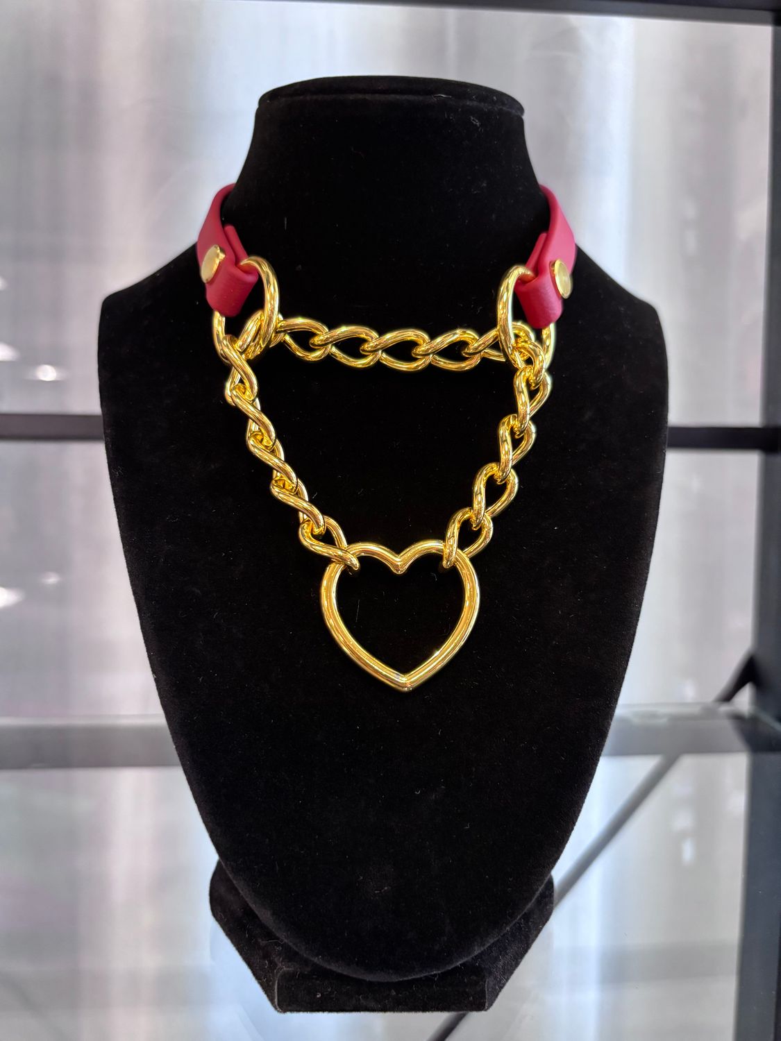 1/2in Bio Martingale Red Gold Heart