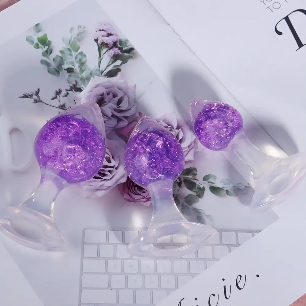 AP-81626 Crystal Butt Plug Purple Medium