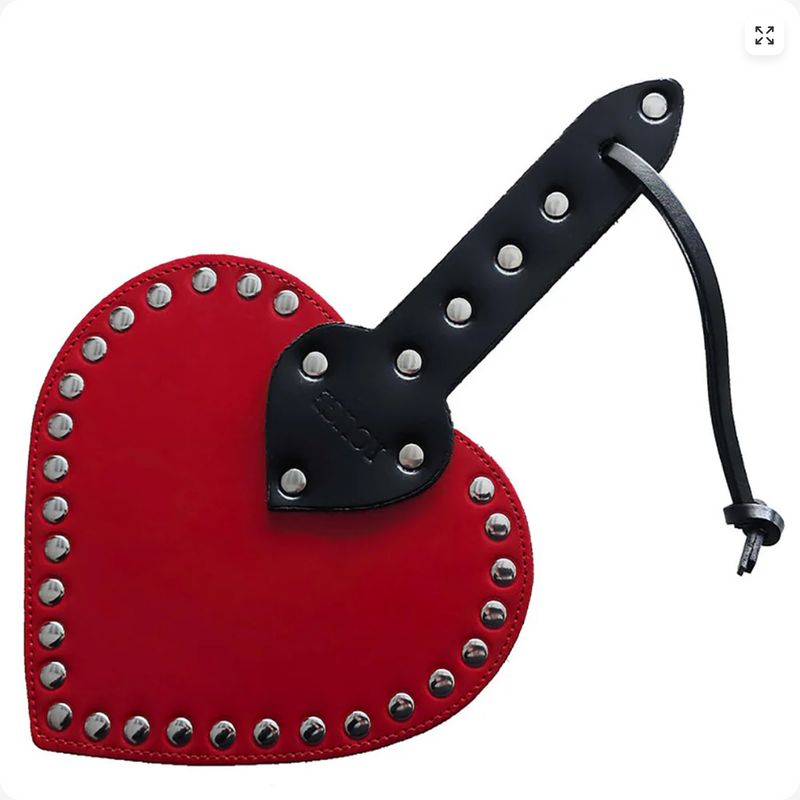 RG-RHP1043 Leather Heart Paddle Red