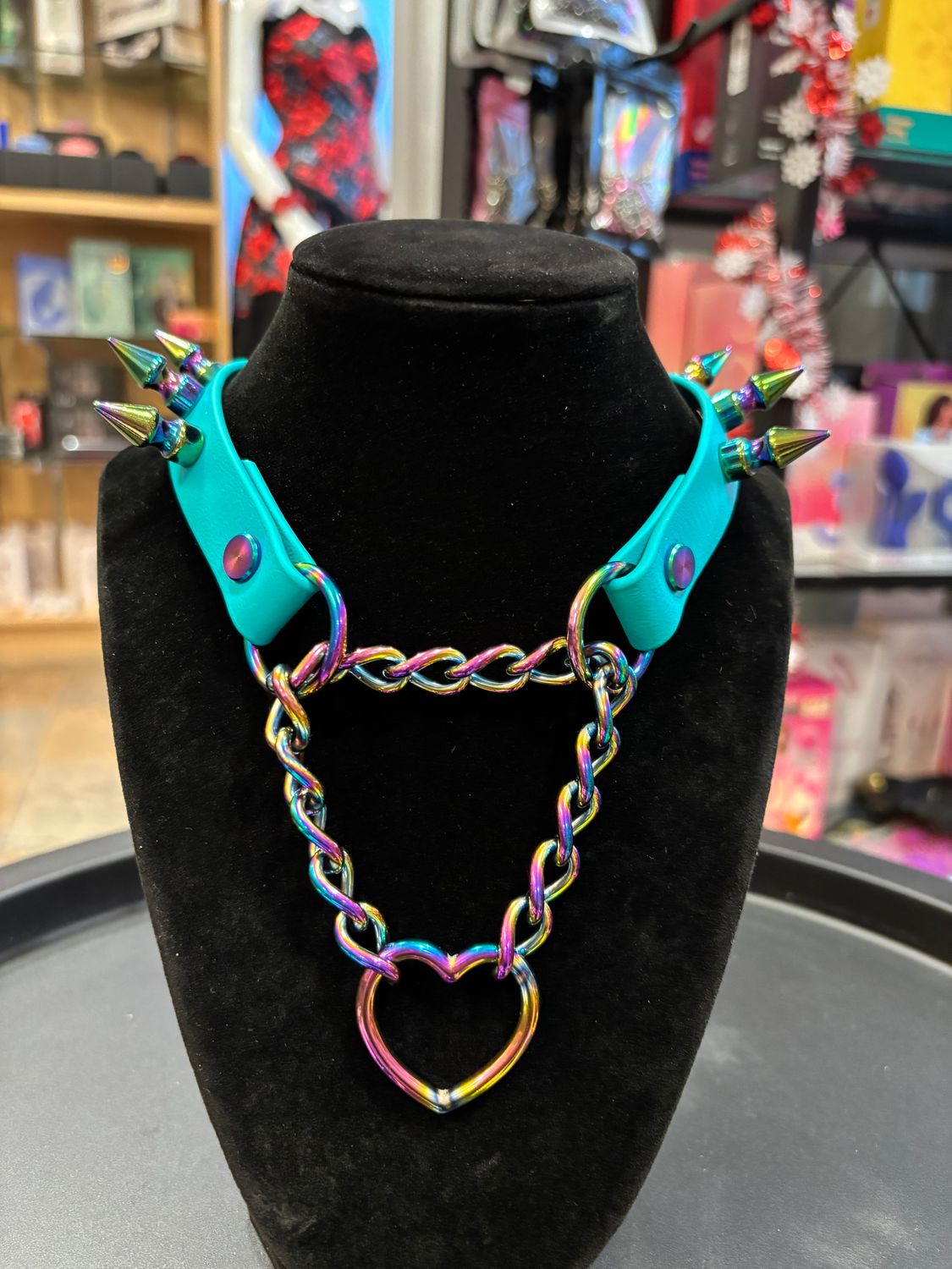 3/4in Bio Martingale Teal/Rainbow Heart