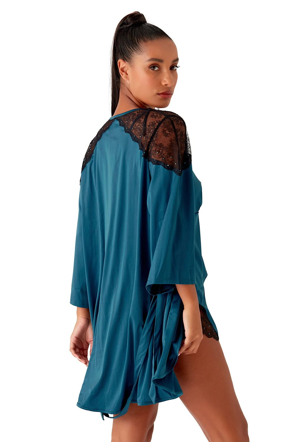 19513 VIP Confession Robe