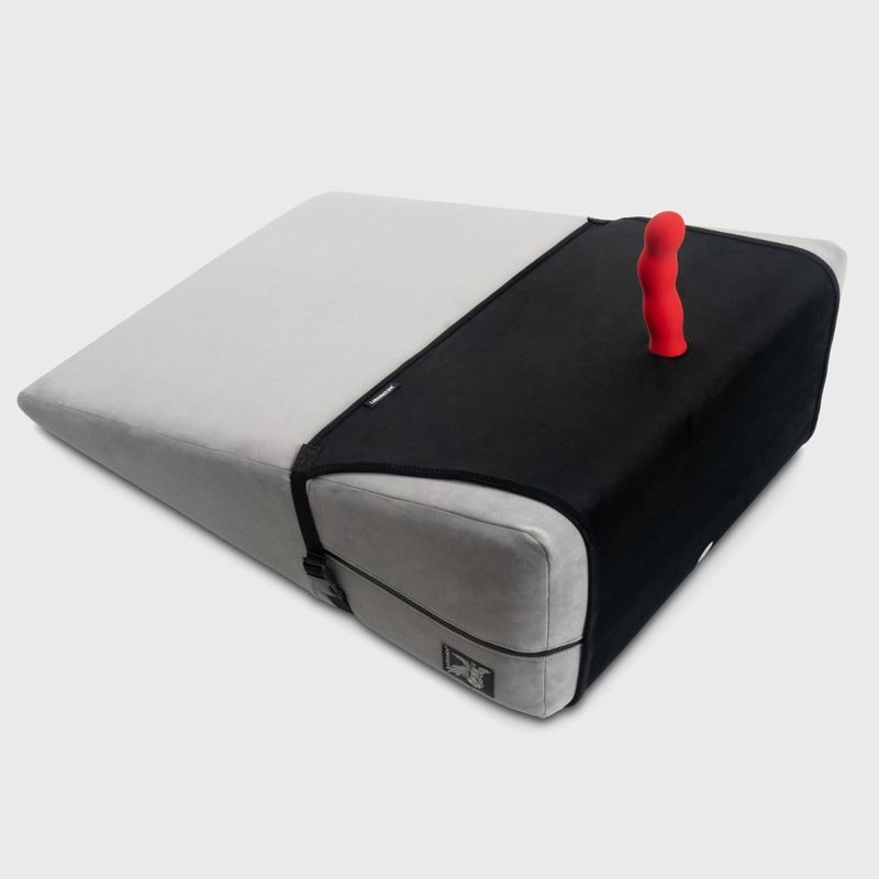 19598 Birdi Sex Toy Strap Ramp Black