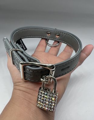 5512 Square Lock W/ Rhinestone