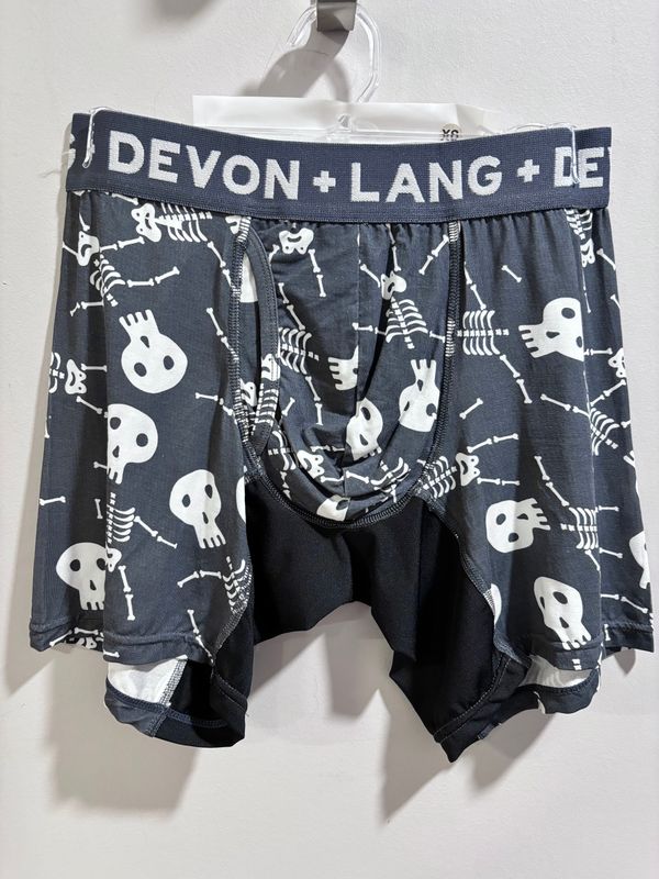 M002 Journey Skeletons